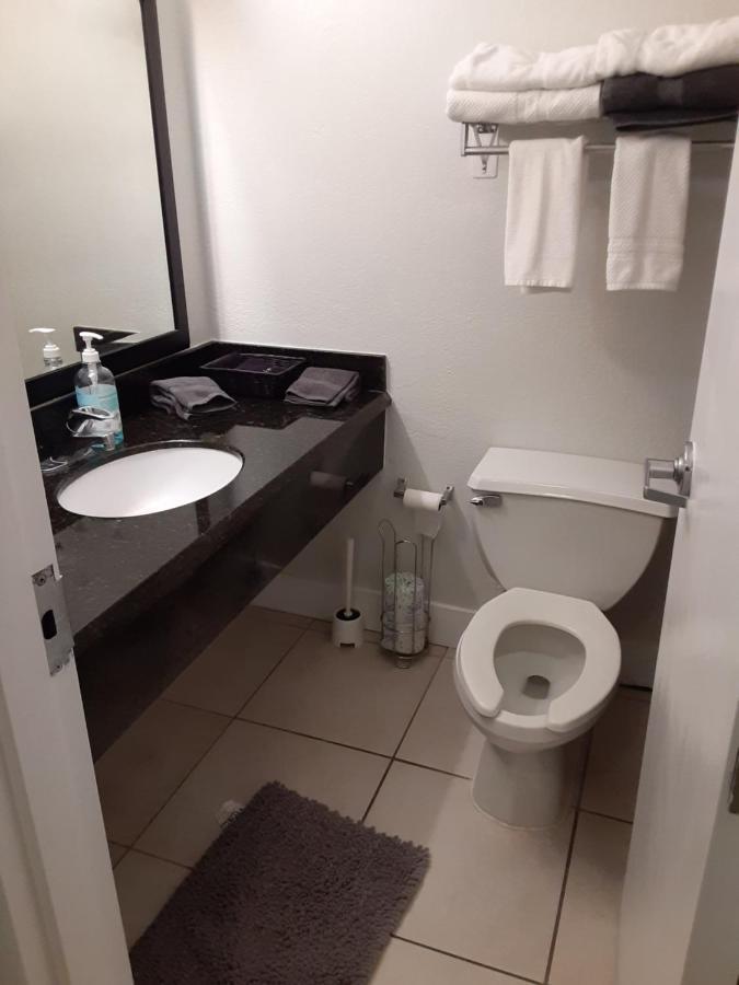 Riverview, Studio 507, Beach Steps Away!+Pool+Wifi Ruskin Exteriér fotografie